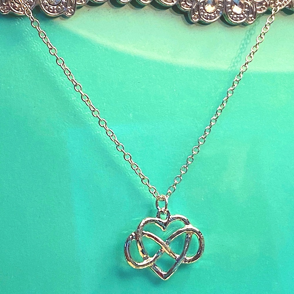 Infinity heart silver necklace